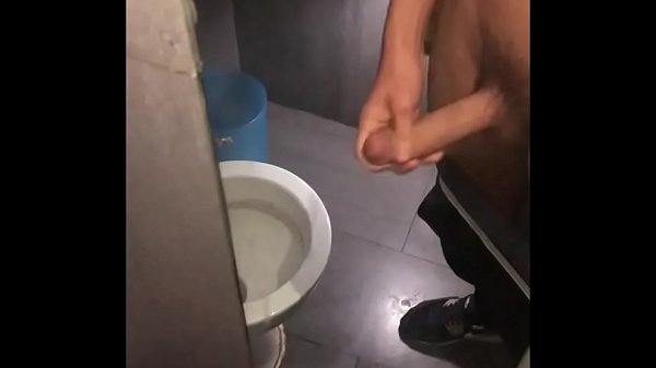 pissing bathroom str8 Chris Torres