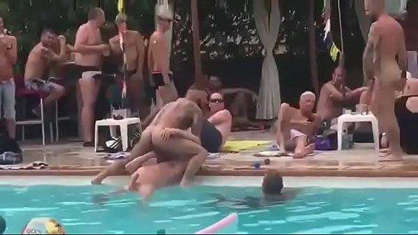 Morbazogaytube gay doing public sex